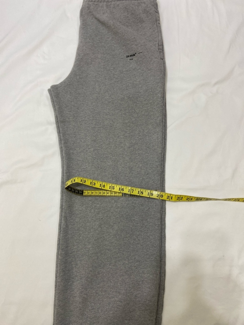 Off-White Men’s Gray Long Sweatpants With Elastic At Waist And Ankle.Size- XL . - Picture 10 of 15